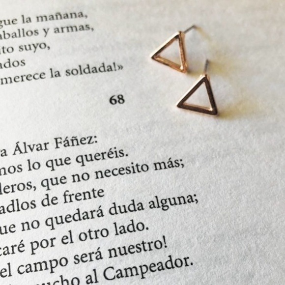 ALQUIMIA Jewelry - TRIANGLE ROSE GOLD STUDS